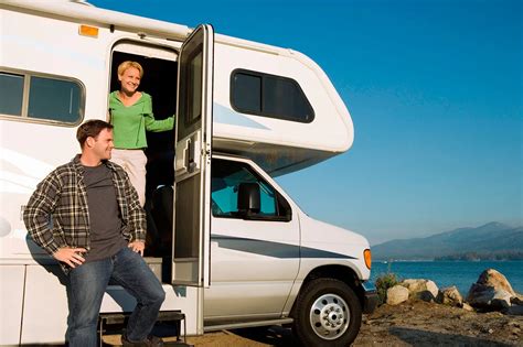 What Is It Like Living In An RV? - SmallRVlifestyle.com