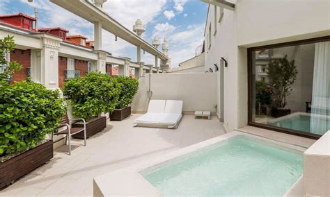 23 hoteles con piscina en Madrid alucinantes