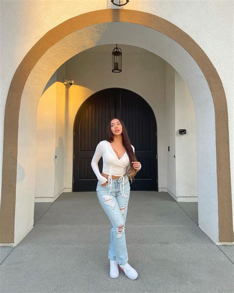 Instagram photo by Ana Maximiliano • Feb 8, 2021 at 7:55 PM