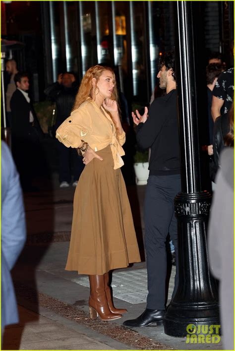 Blake Lively Justin Baldoni Share Passionate On Screen Kiss While