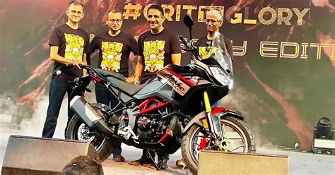 tvs apache rtx  unveiled   anniversary black gold livery