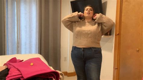 Outgrowing EVERYTHING BBW CHLOE Clips4sale