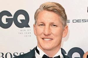 German footballer Bastian Schweinsteiger announces retirement