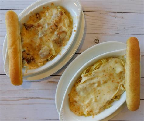 Baked Fettuccine Alfredo Fazolis