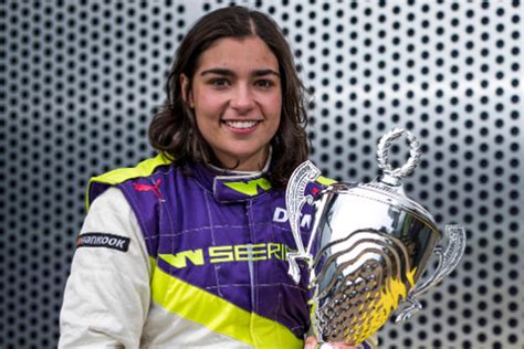 W Series 2022 Season Preview Series Returns To Champion Female Racers