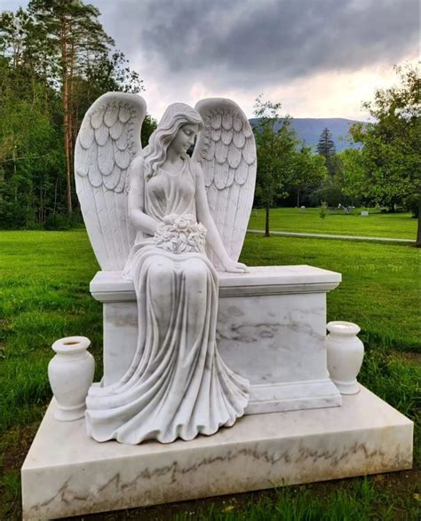 Elegant Marble Memorial Statues | Honor Loved Ones with Art