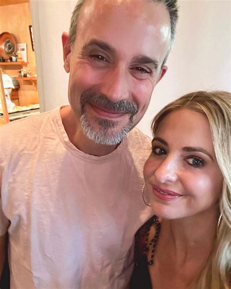 Sarah Michelle Gellar Freddie Prinze Jr S Sweetest Moments Us Weekly