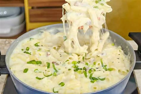 Macarrão molho branco uma receita de dar água na boca CuzCuz