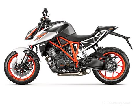 KTM 1290 Super Duke R 2017 montée en gamme Moto Magazine leader de