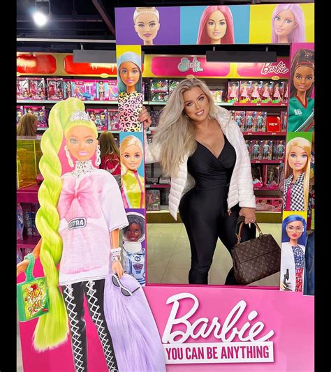 Foto: Barbie do OnlyFans! Paty Beijo virou Patricia Kiss e se tornou