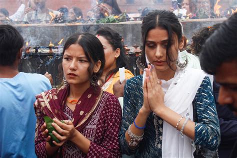 My City Over Devotees Visit Pashupatinath Temple On Last