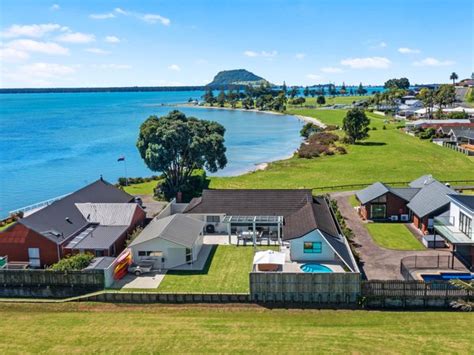 Luxury Renovated Homes For Sale In Matua Tauranga Bay Of Plenty New