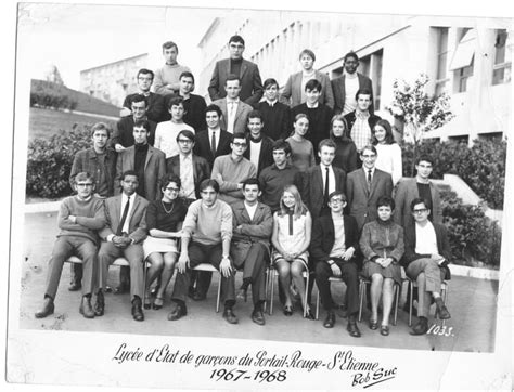 Photo De Classe Terminale Philo De 1968 Lycee Du Portail Rouge