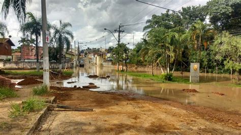 Chuva Em Campinas Faz Rio Capivari Transbordar E Alagar Bairros De