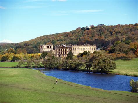 File:Chatsworth showing hunting tower.jpg - Wikipedia