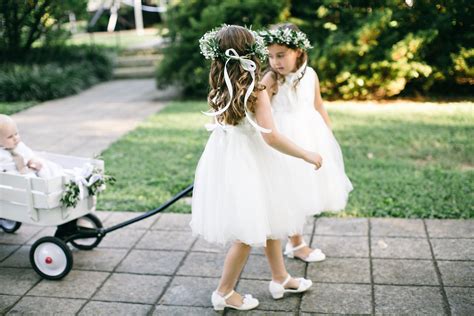 10 Adorable Flower Girl Dresses