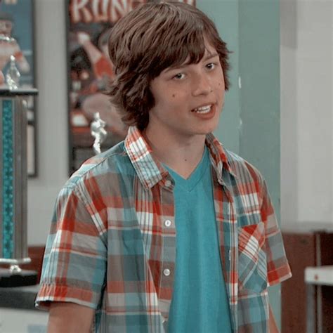 Pin By Ada Cardenas On Leo Howard Leo Howard Iconic Movies Leo