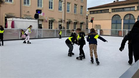 Bagnols C Ze Encore Quelques Jours Pour Profiter De La Patinoire Et De