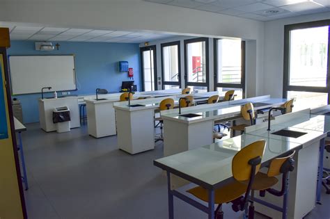 Locaux et visite virtuelle Collège Lycée Les Maristes