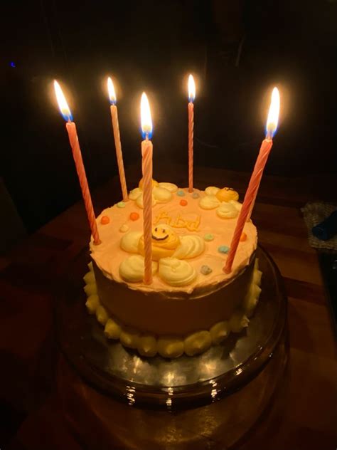 Cute Cakes, Smiley, Birthday Candles, Public, Beautiful Cakes, Pretty ...