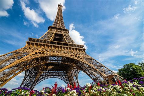 tripadvisor names top   popular attractions   world abc news