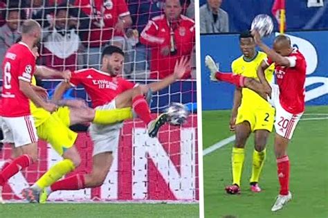 L Arbitro Oliver Fa Infuriare Il Benfica Contro L Inter Non Ha Visto