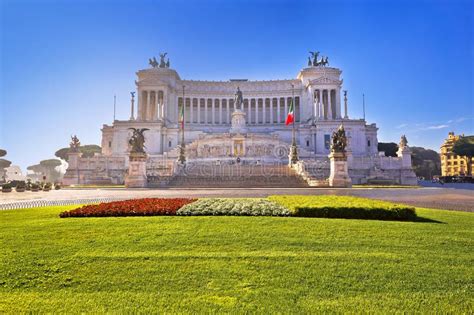 Plaza Venezia En Roma Y Altare Della Patria Vista Foto De Archivo