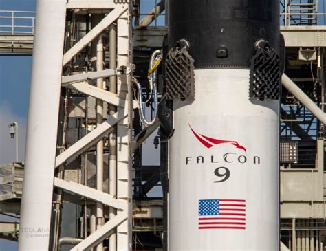 SpaceX Falcon Heavy with Block 5 rockets targets November launch debut