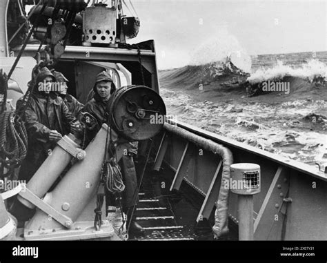 THE BATTLE OF ATLANTIC 1939 1945 Norwegian Sailors Preparing A Depth