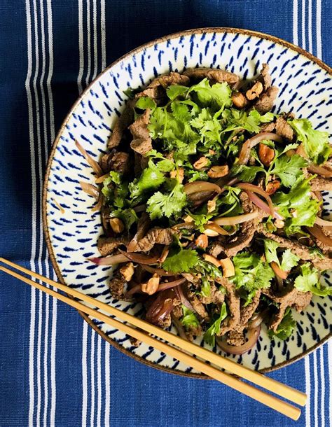 Boeuf sauté à lasiatique pour 4 personnes Recettes Elle à Table