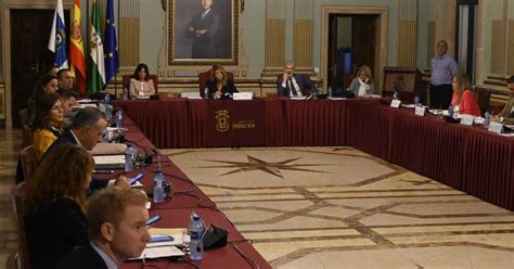 El pleno del Ayuntamiento de Huelva respalda la declaración de la