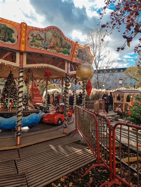 Christmas Market in Graz - The Loveliest Time Of The Year - The Elegant ...