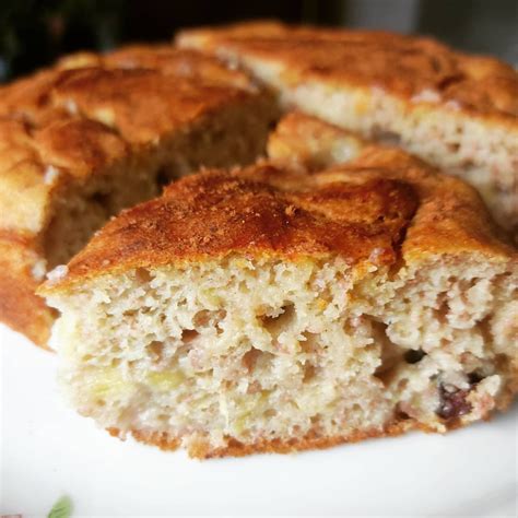 Bolo de banana e passas uma massinha irresistível