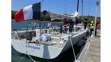 L Intrepide Nouveau Pieds De L Ecole Navale