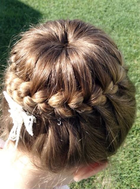 starburst-bun-school-day-hairstyles-for-long-hair - K4 Fashion