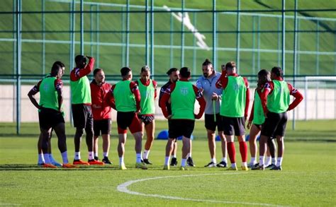 Sivasspor un 2 etap kampı devam ediyor