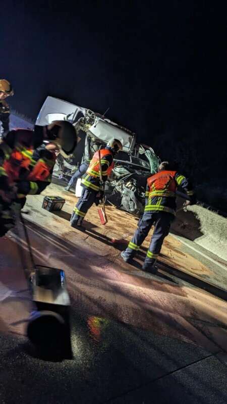 Verkehrsunfall Mit Sieben Verletzten Auf Der A1