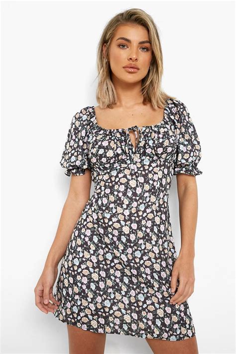 Womens Ditsy Floral Cup Detail Swing Dress Boohoo Uk