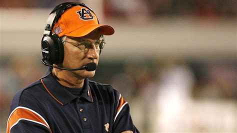 Former Auburn coach Tommy Tuberville headed for runoff in Alabama ...