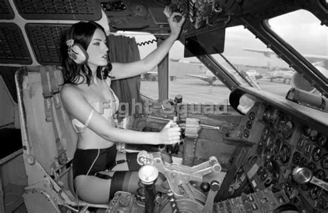 Ww2 Picture Photo Pin Up Sexy Girl Pinup In The Cockpit 2534 £5 99