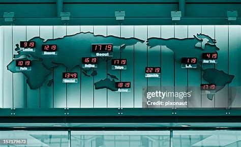 World Time Zones Clock Photos and Premium High Res Pictures - Getty Images