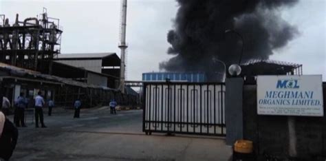 Bharuch Massive Fire Breaks Out At Chemical Unit In Dahej