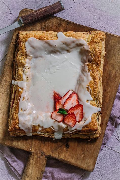 This Huge Homemade Berries And Cream Toaster Strudels Is So So