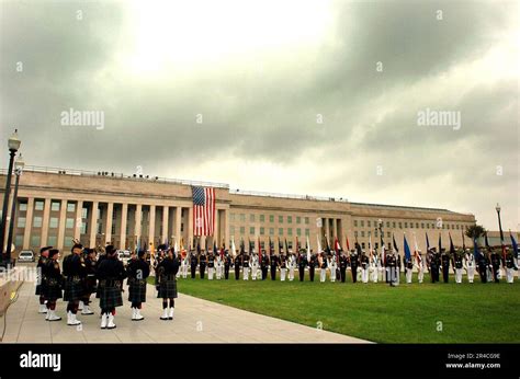 Us Navy The Pentagon Honor Guard Renders Honors During A Memorial