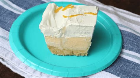 Frosted Lemonade Ice Cream Cake Recipe