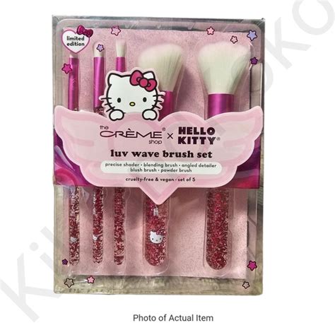 Hello Kitty Makeup Nwt The Crme Shop X Hello Kitty Luv Wave Brush