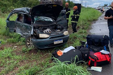 Midianews Acidente Entre Nibus E Carro Deixa Tr S Mortos Na Estrada