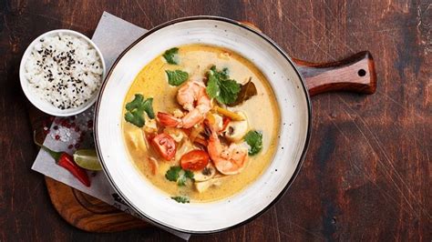 Soupe thaïlandaise citronnelle et crevettes gourmandiz be