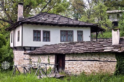 traditional architecture