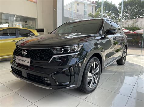 Kia Sorento Signature 2021 màu xanh đen giao liền Chỉ cần 419 triệu